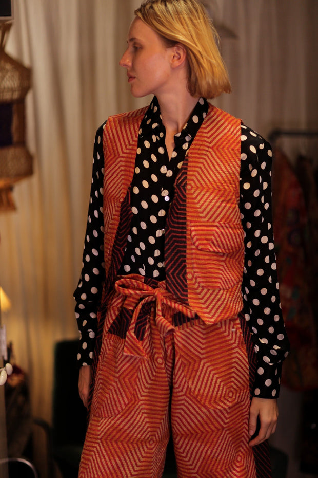 LENA KANTHA TROUSERS CARROT - sustainably made MOMO NEW YORK sustainable clothing, embroidered slow fashion